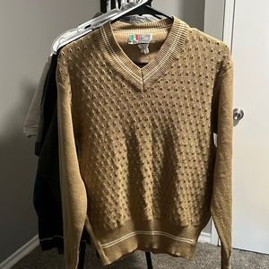 Foley’s, Italy, sweater, v-neck, size M